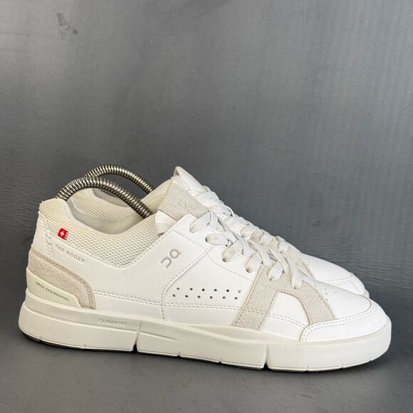 On The Roger Clubhouse Pro Women On The Roger Clubhouse women’s athletic sneaker shoes size 8.5